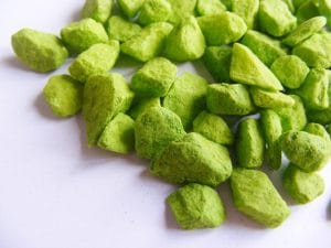 GRANULATO GRANDE MM 6-9 BUSTA 1 KG verde-mela (Cod. 27222-09)