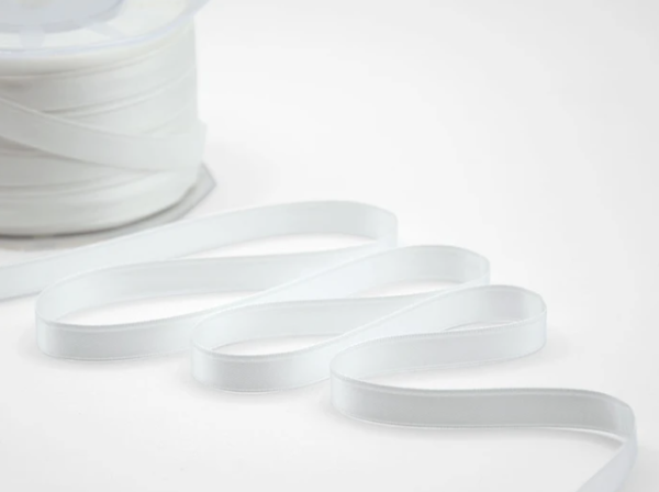 NASTRO DOPPIO RASO ALTA QUALITA' MM.10 MT.100 bianco-naturale-1 (Cod. 1050-01)