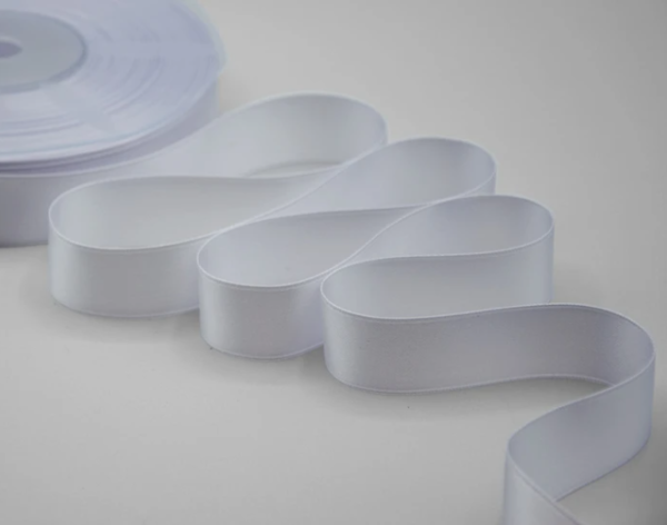 NASTRO DOPPIO RASO ALTA QUALITA' MM.40 MT.25 bianco-ottico-13 (Cod. 1044-03)
