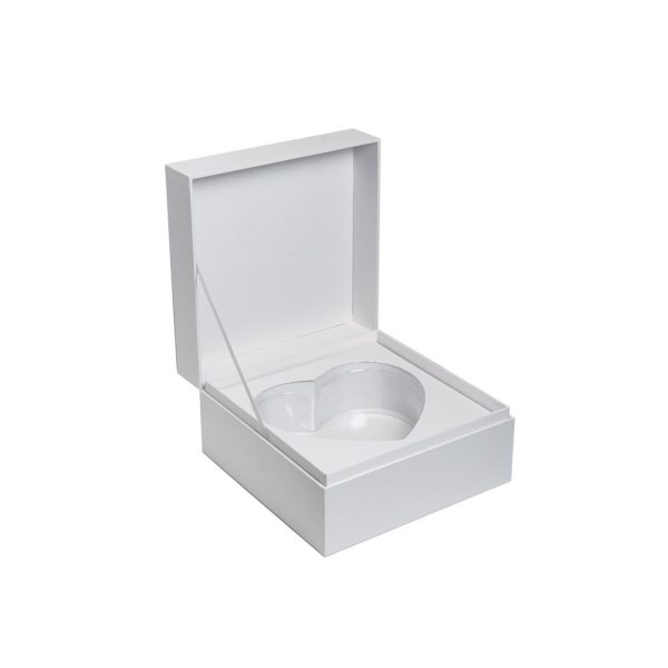 SCATOLA QUADRATA CON CUORE 28X28X15 CM  (Cod. 39940-01)