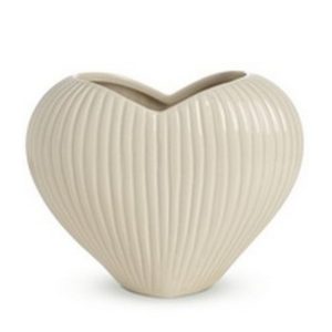 VASO EROS CUORE 13X8 H10,5 CM tortora (Cod. 41988-02)